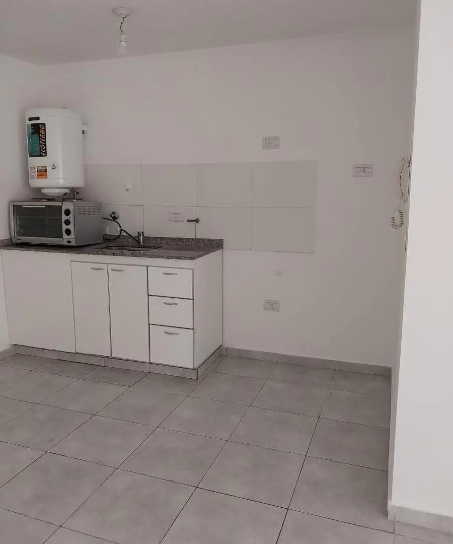 VENTA DEPARTAMENTO BALCARCE AL 300 4