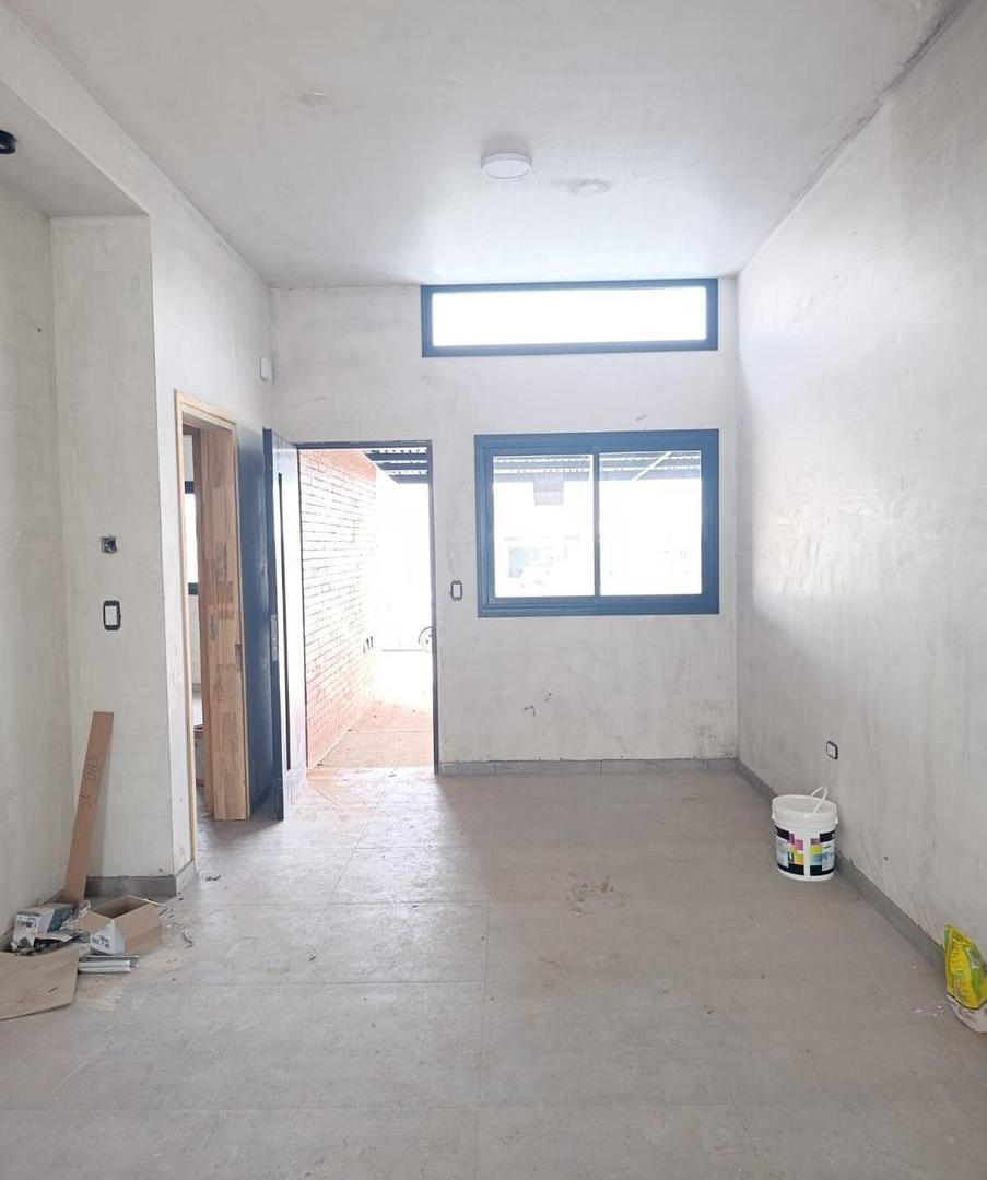 Foto de VENTA DUPLEX 2 DORMITORIOS CON COCHERA Y PATIO, DOCTA AVENIDA, CORDOBA, imagen 5