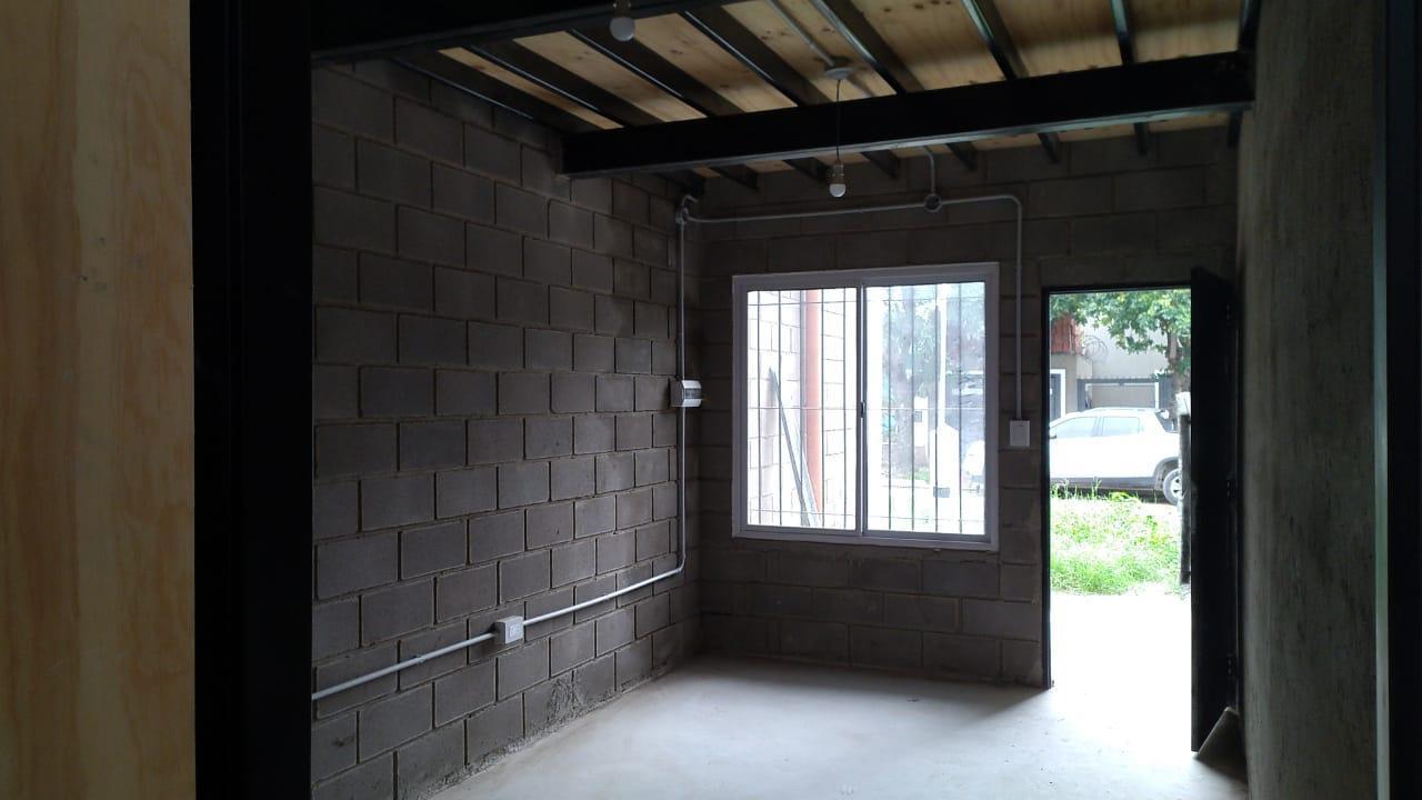 Foto de VENTA GALPON 250 mts 1 DE MAYO PATRON IIIA, imagen 5