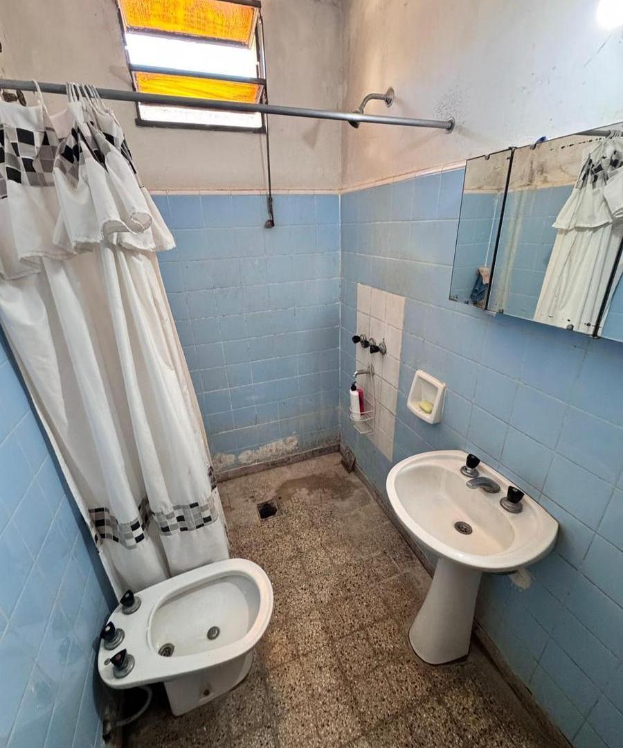Foto de VENTA DE PROPIEDAD EN COLONIA CAROYA DOS CASAS DIVIDIDAS – APTA, imagen 3