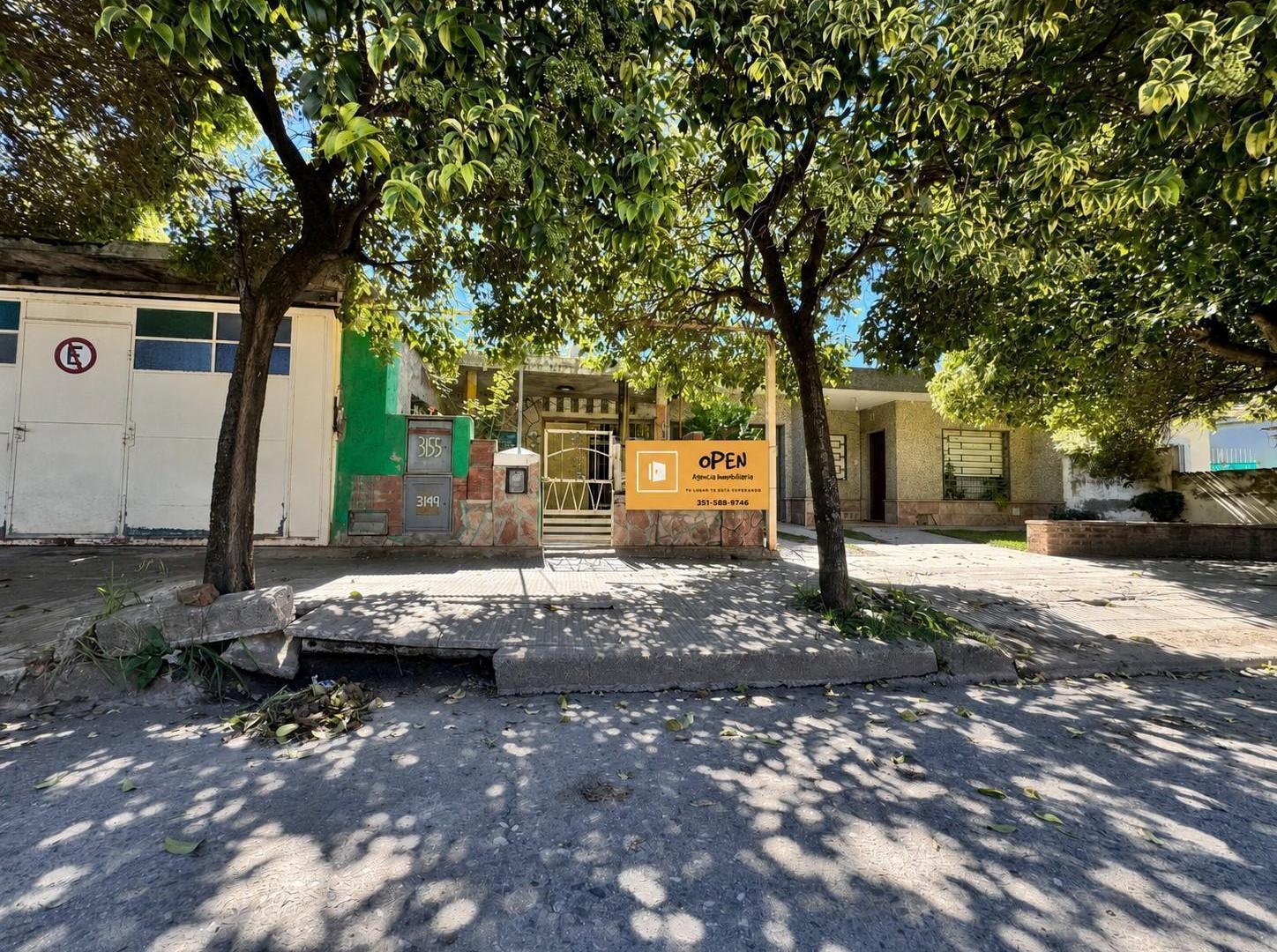 VENTA DE PROPIEDAD EN COLONIA  CAROYA  DOS CASAS DIVIDIDAS – APTA FACTIBILIDAD  EN ALTRURA - GAOLPON