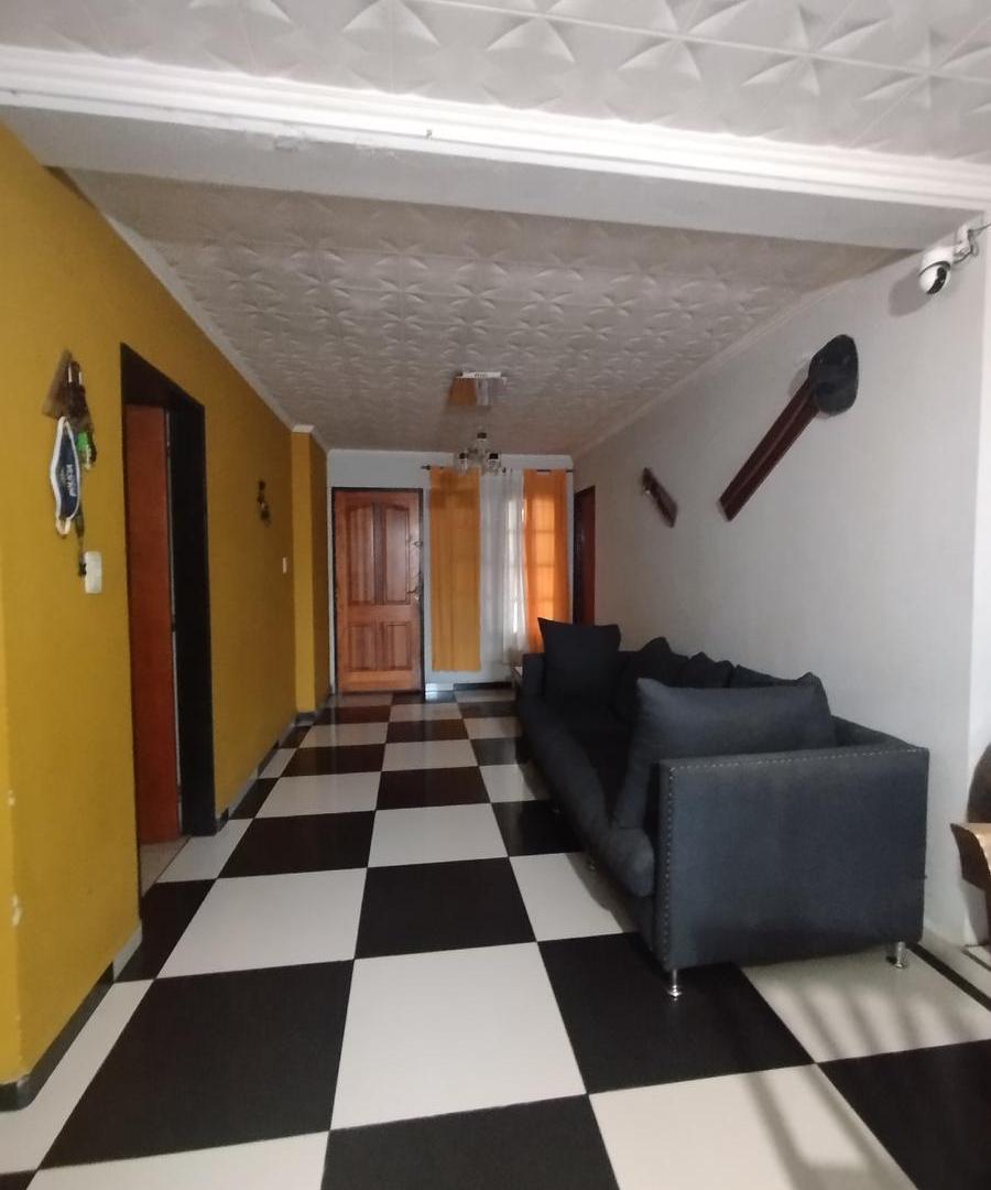 Foto de VENTA CASA DE 2 DORM 2 BAÑOS COCHERA Y PATIO, imagen 1
