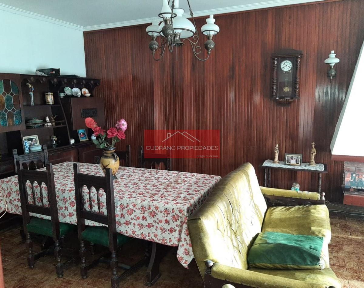 Chalet con Depto - 4 Ambientes - Zona II - Miramar 1