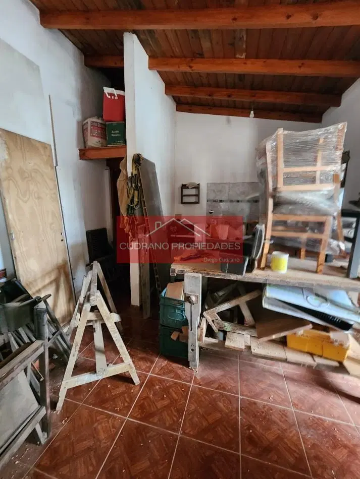 El Espacio que Necesitas: Casa de 4 Ambientes con Quincho y Taller en un Terreno Excepcional. 5