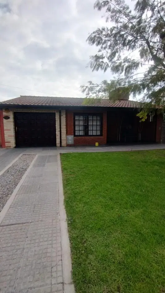 Doble Oportunidad en Zona III: Dos Chalets de 3 ambientes en un mismo lote 5