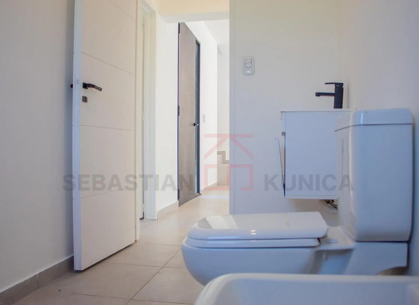 Casa en lote Perimetral en Bº Cerrado El Ensueño 2