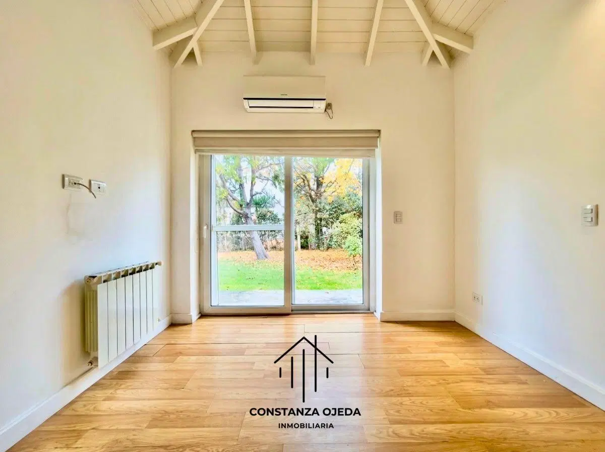Casa a la venta en el Country Banco Provincia 4