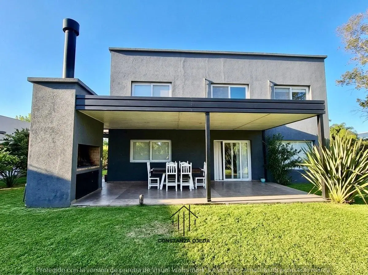 Casa en alquiler en el Barrio Privado Weston 4