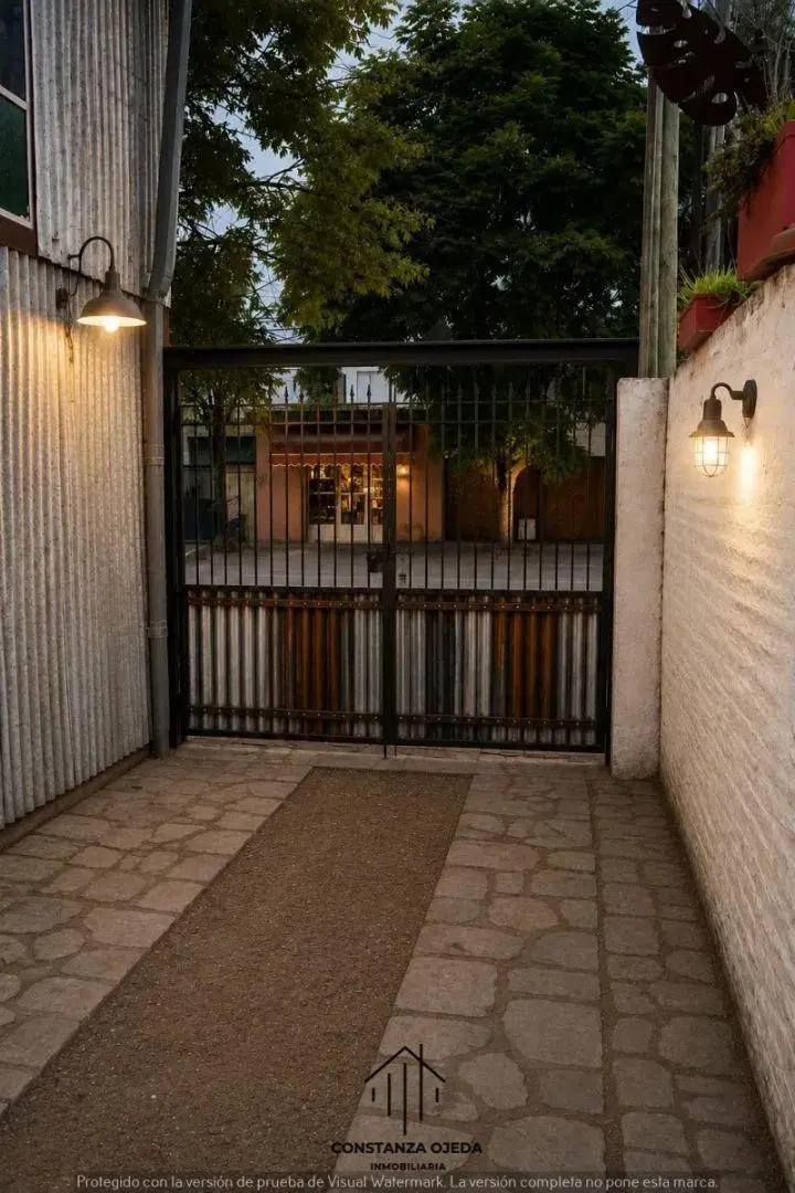 Venta de Local + 3 Casas + Galpón En Terreno De 500m2 3