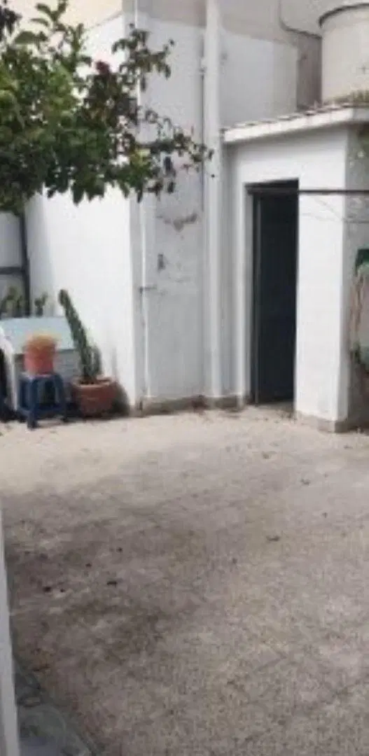 Casa EN alquiler LANUS! 2