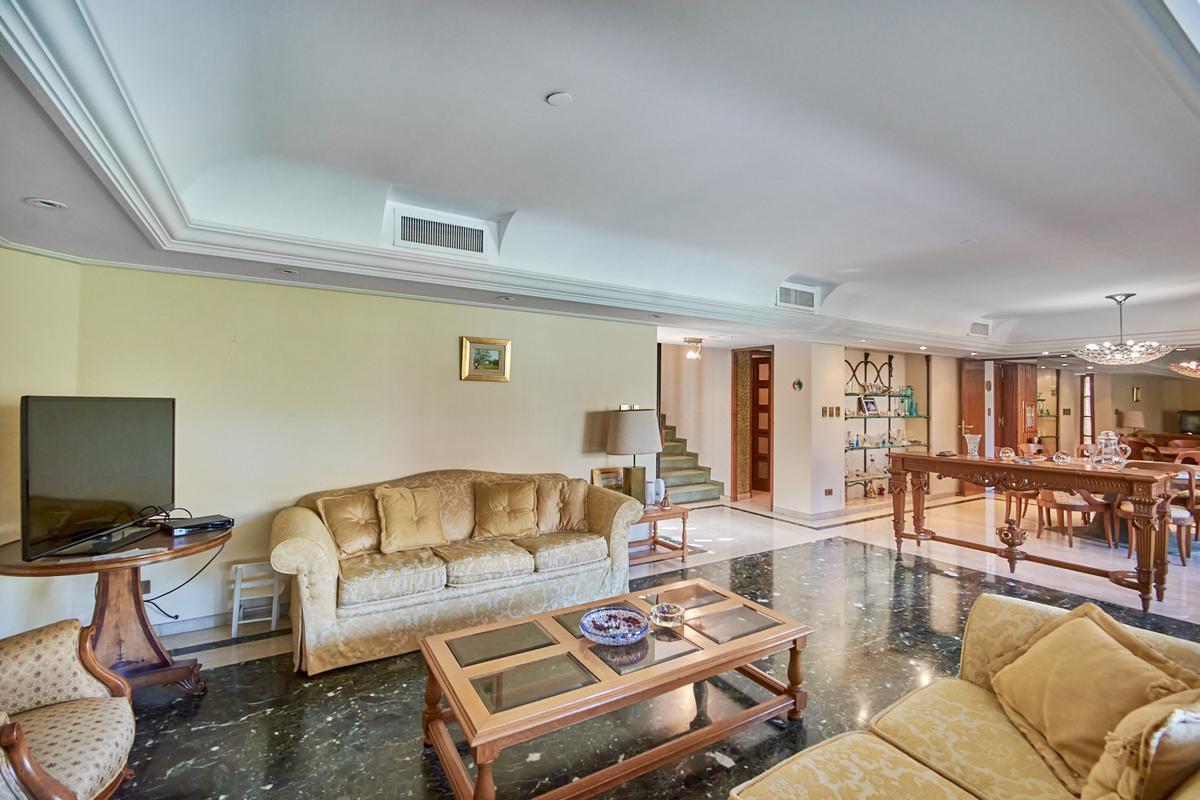 Casa en Venta en Barrio River 1