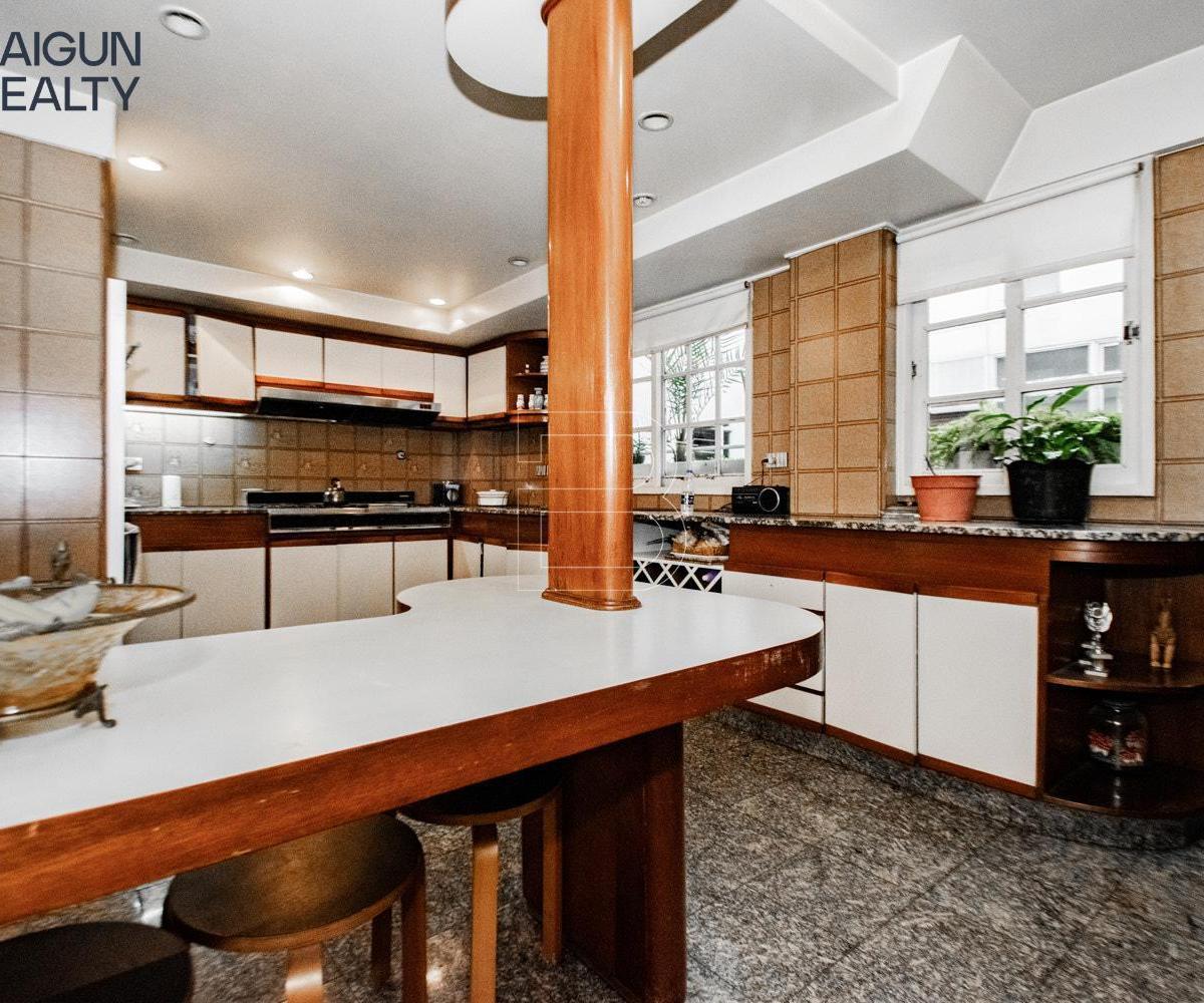 Departamento de 5 Ambientes en Venta en Caballito 1