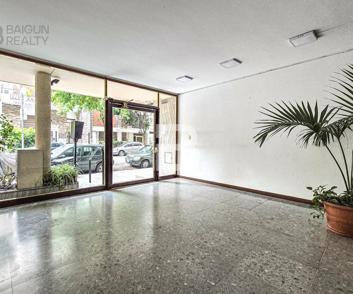 Departamento de 3 Ambientes con Dependencia en Venta en Belgrano R 5