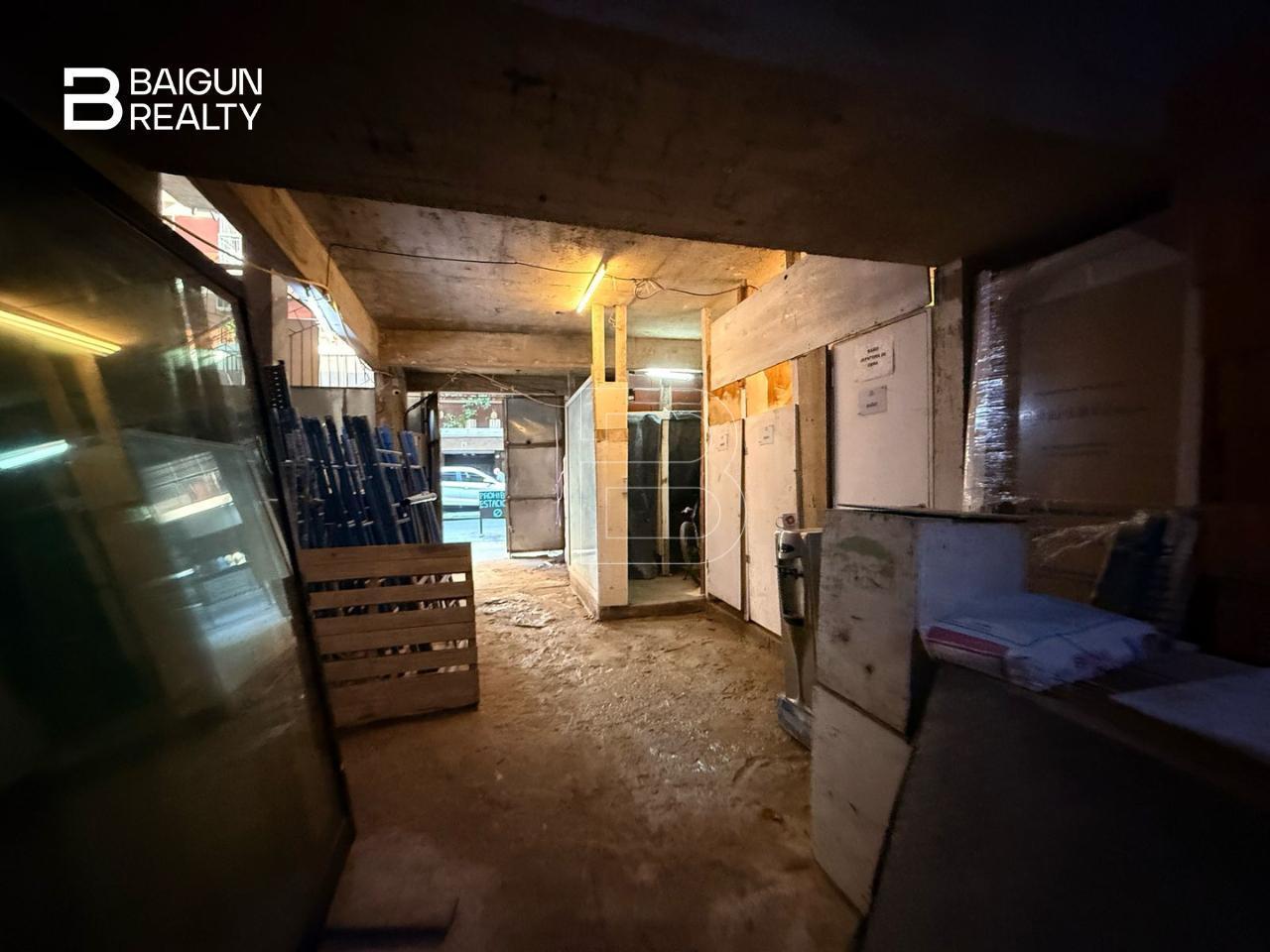 Foto de LOCAL EN VENTA CON RENTA, ZONA RETIRO, imagen 2