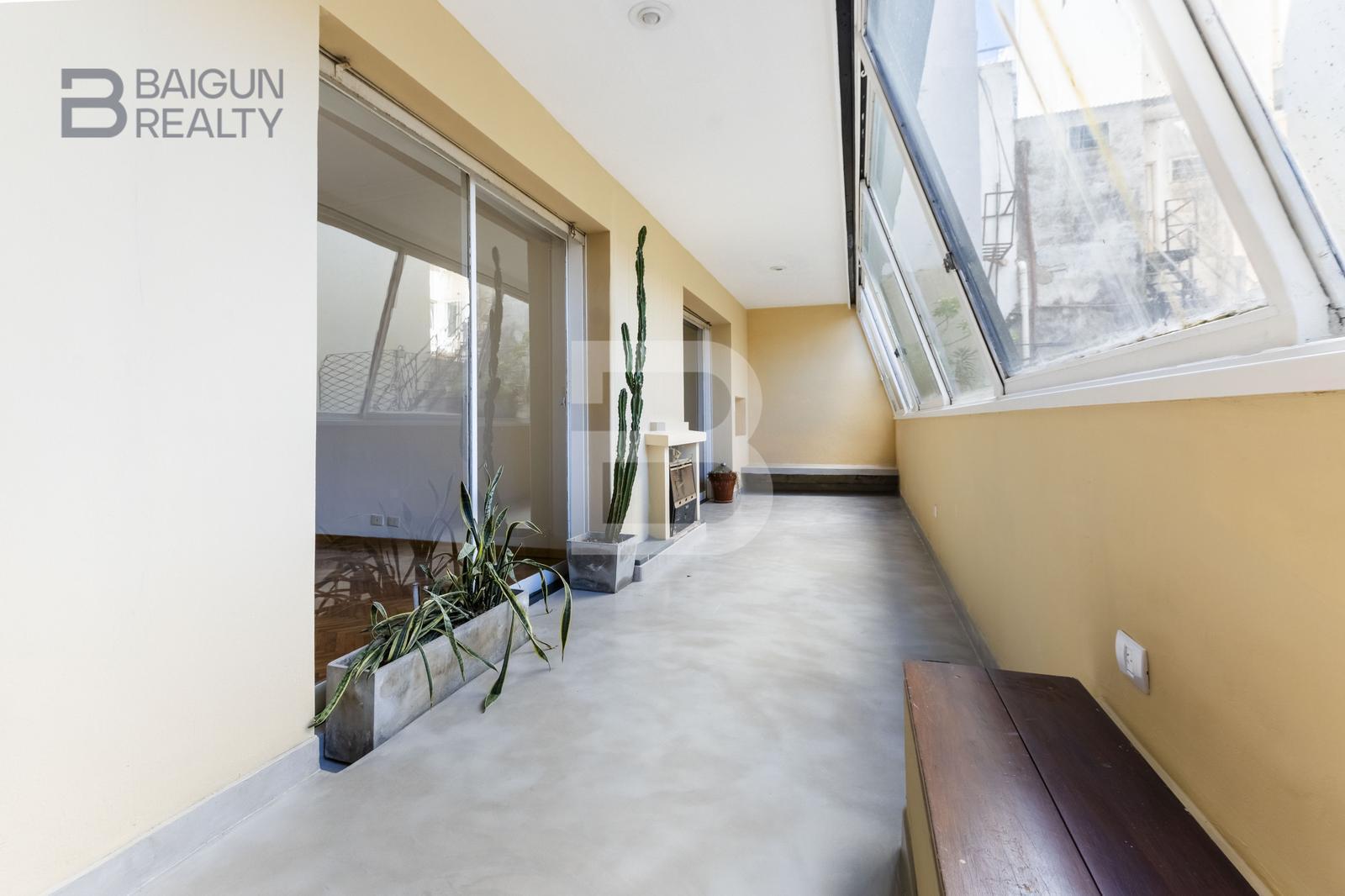 Foto de Venta Departamento de 4 ambientes con dependencia, patio y balcón, imagen 5