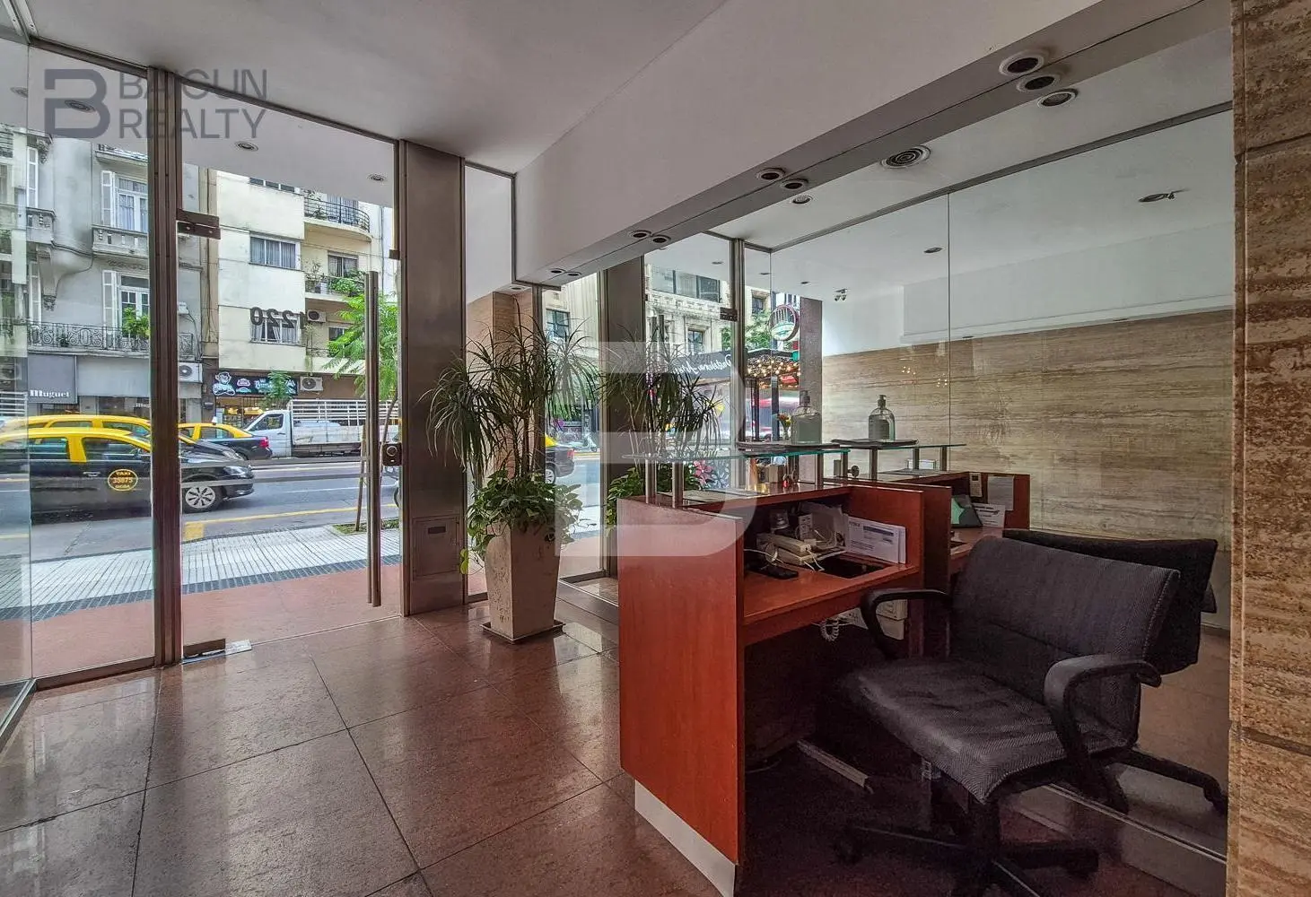 Piso de 5 ambientes con dependencia en venta en Recoleta 5
