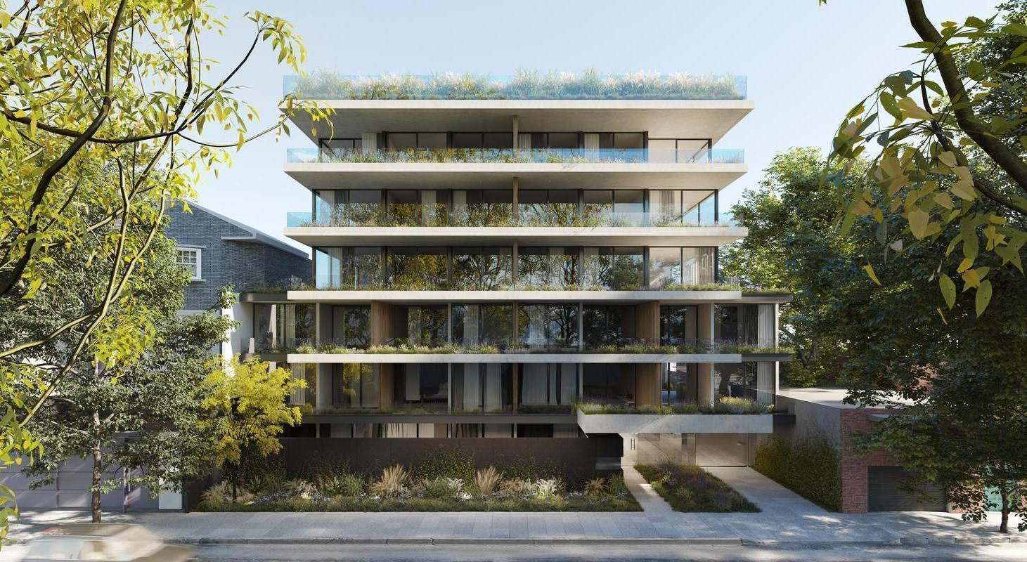 BLACK ECHEVERRIA