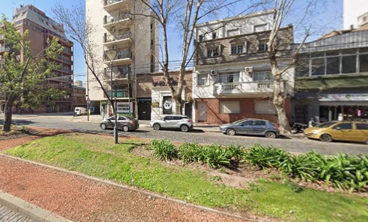 LOCAL EN VENTA VILLA ORTUZAR LOTE PROPIO 2
