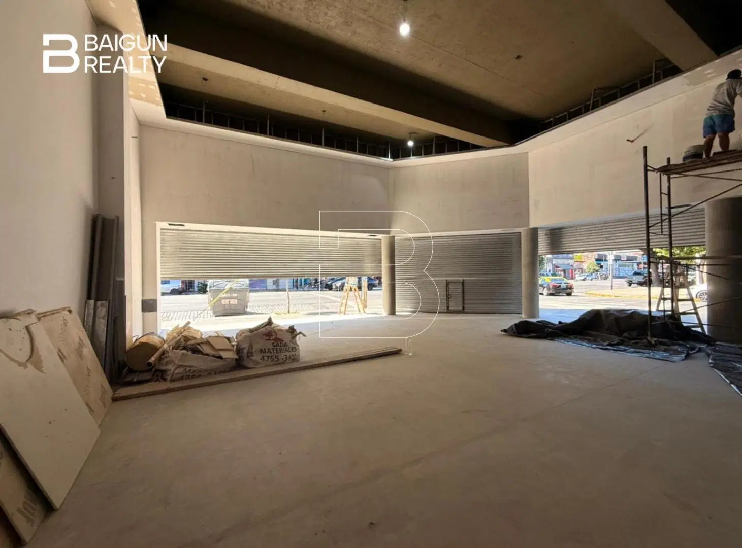 LOCAL EN VENTA Y/O ALQUILER, ZONA LINIERS 5