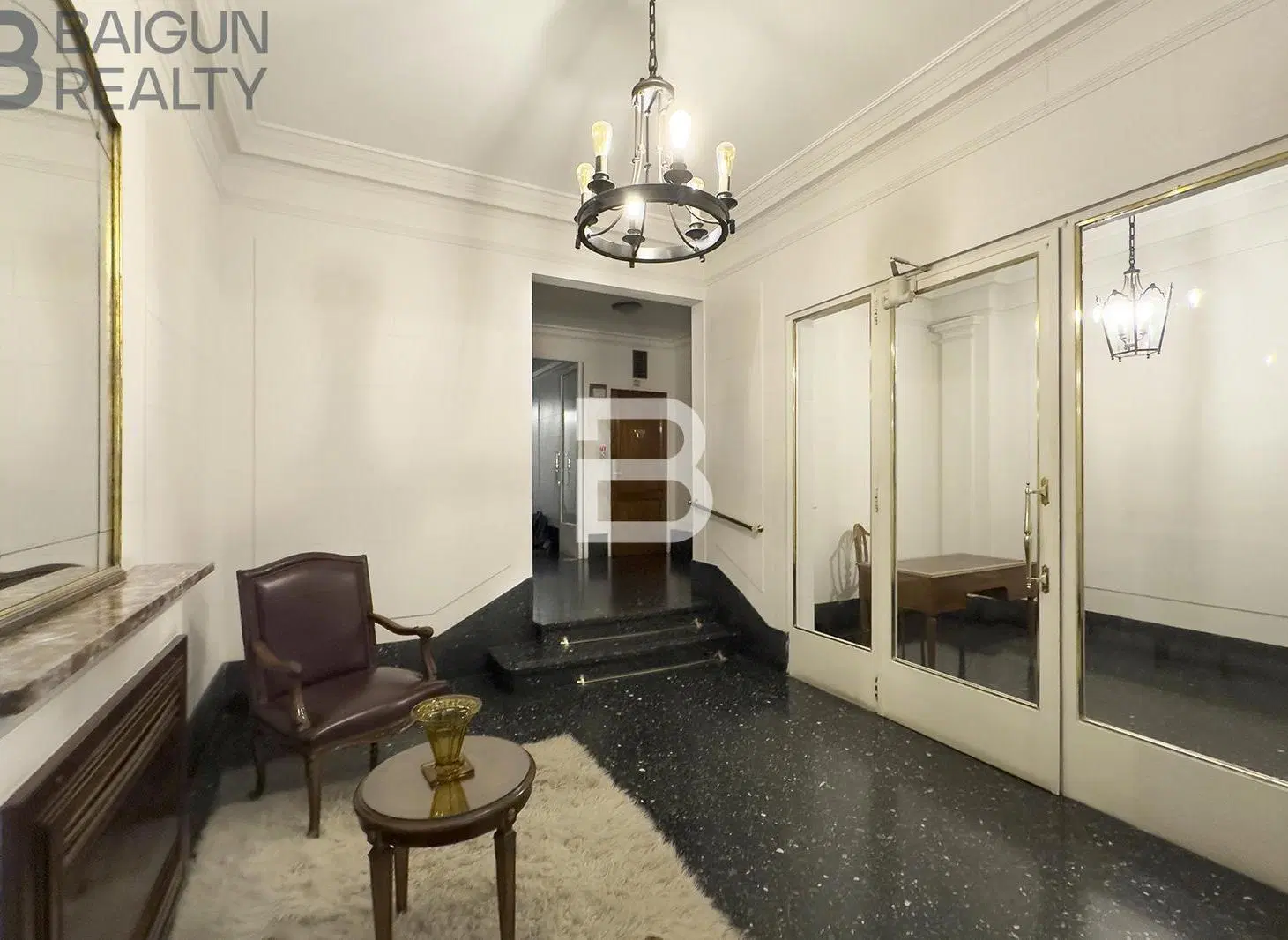 Departamento de 4 ambientes con cochera móvil y baulera en venta en Palermo 3