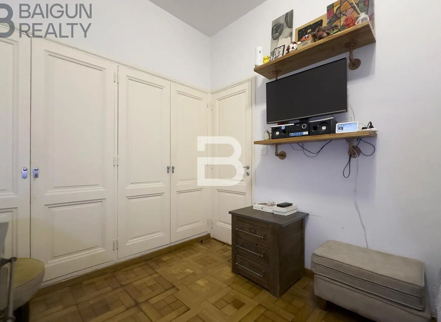 Departamento de 4 ambientes con cochera móvil y baulera en venta en Palermo 4