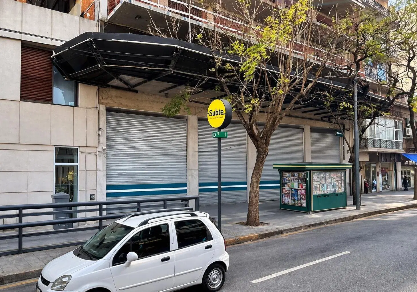 LOCAL EN ALQUILER, SOBRE AV. CABILDO 5