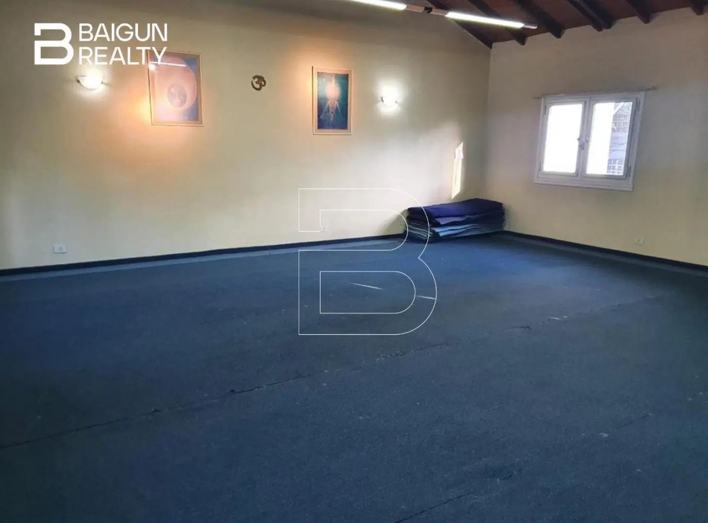 Casa en alquiler para uso comercial, zona Acassuso 5