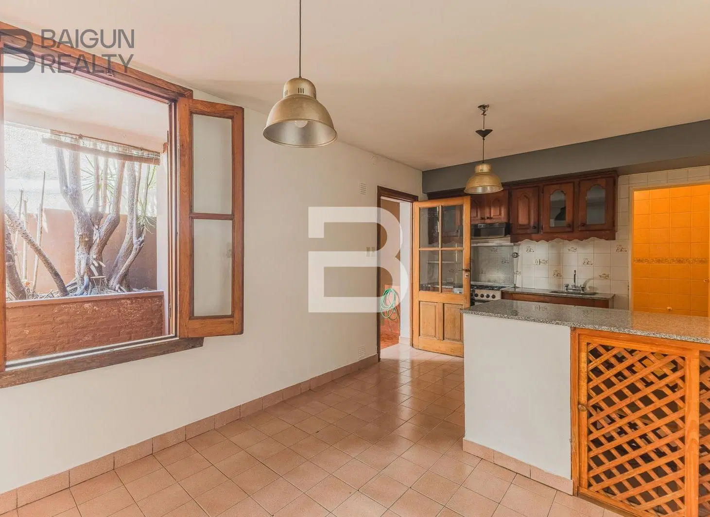 Venta PH 3 ambientes con patio en Villa del parque 2