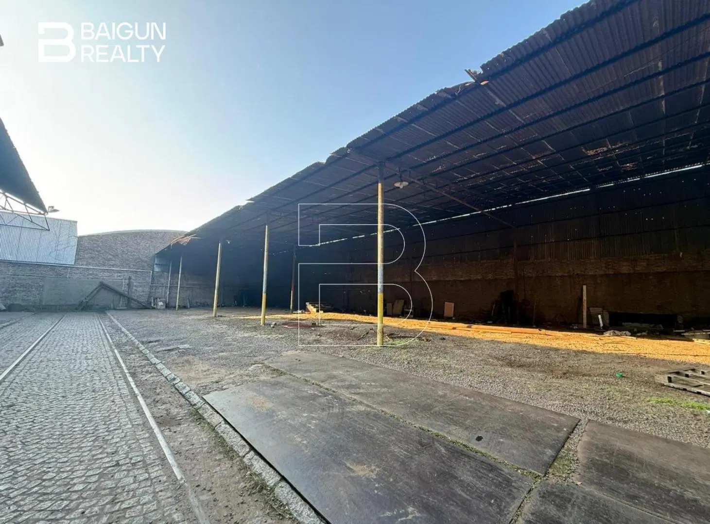 DEPOSITO EN ALQUILER Y/O VENTA, ZONA BARRACAS 2