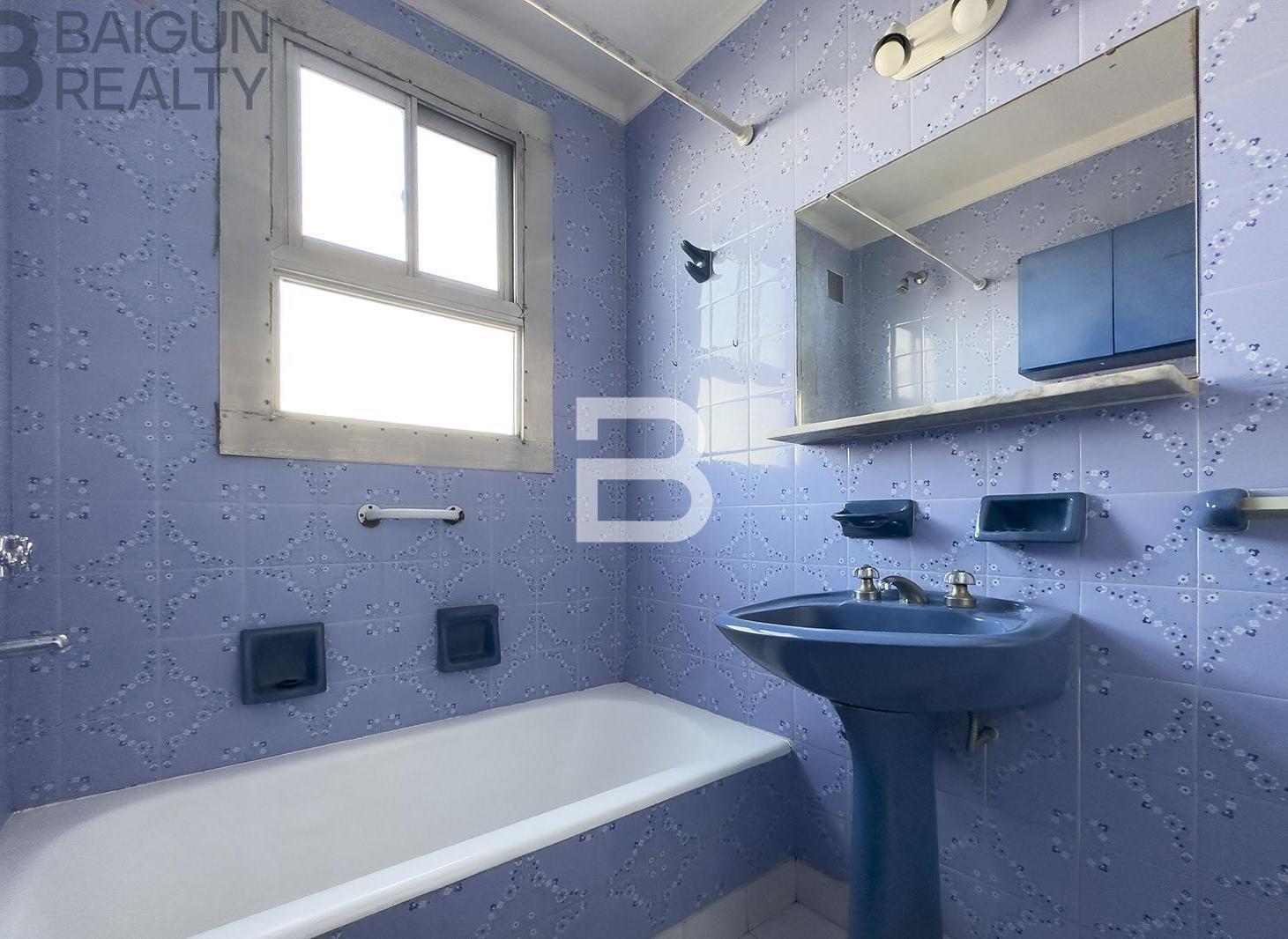 Departamento de 3 ambientes en venta en Almagro