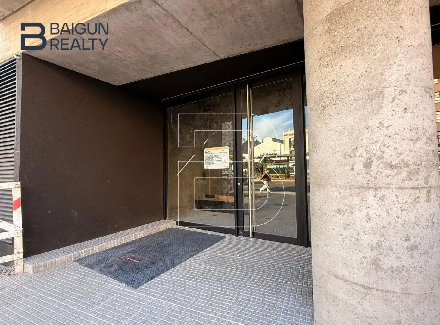 LOCAL EN ALQUILER Y/O VENTA, ZONA SAN TELMO 4