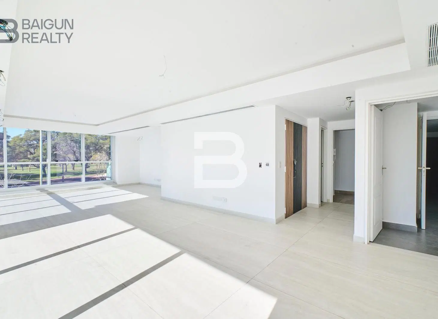 Venta Piso de 4 ambientes con dependencia y cochera en Palermo Chico 5