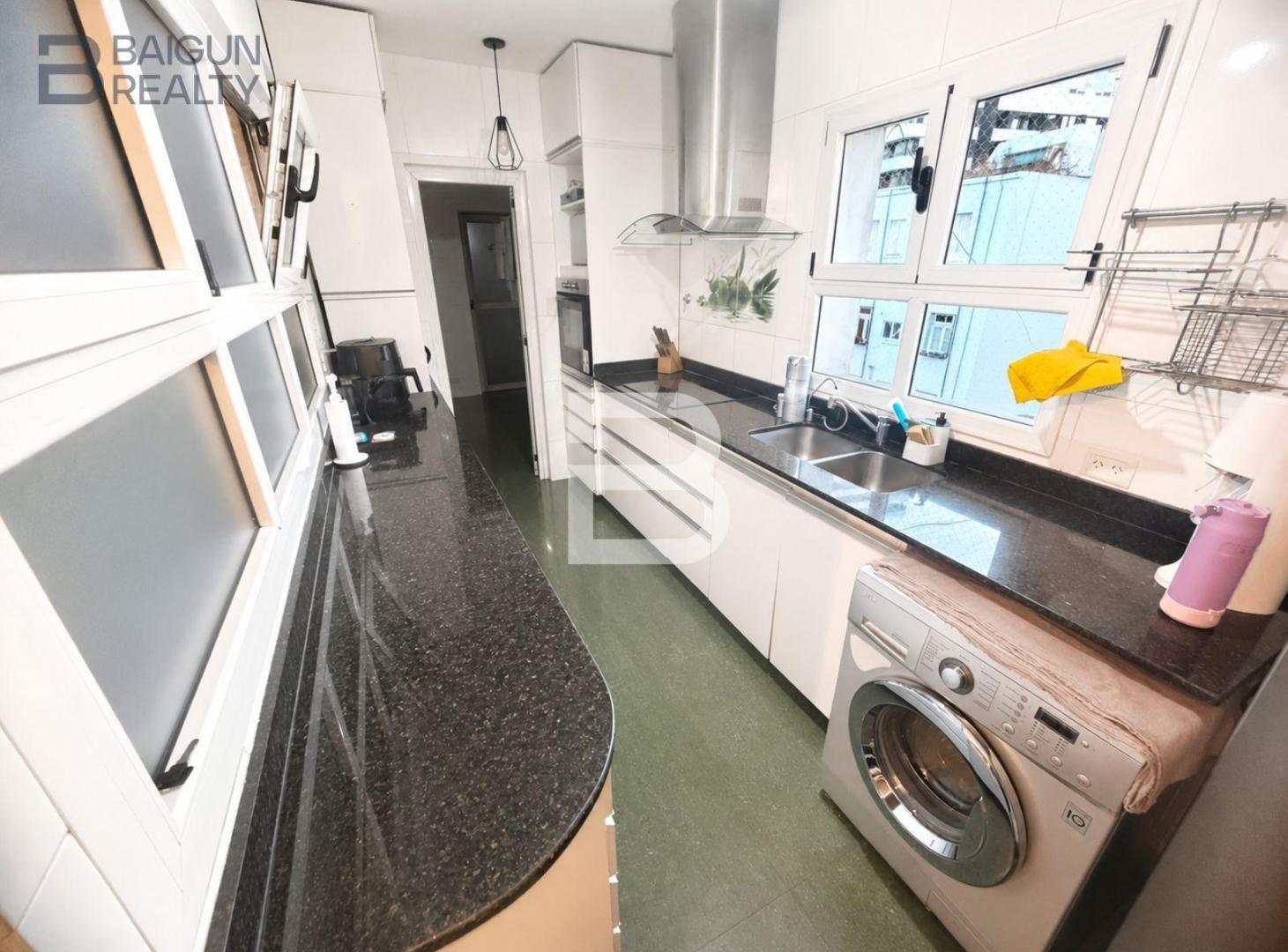 Foto de Piso de 4 ambientes con espacio guardacoche en venta en Palermo, imagen 1