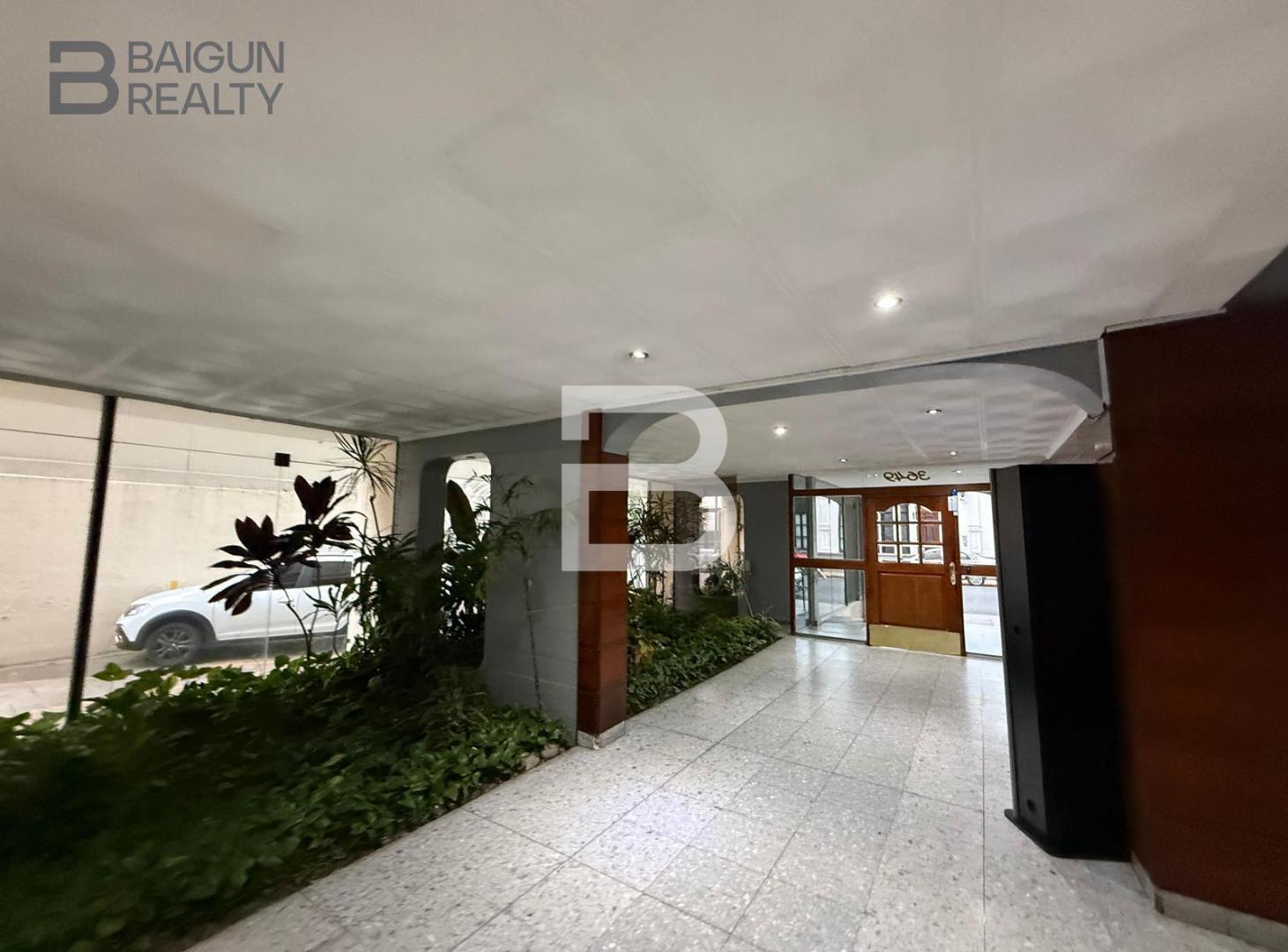 Foto de Venta Departamento 4 ambientes con cochera en Saavedra, imagen 2