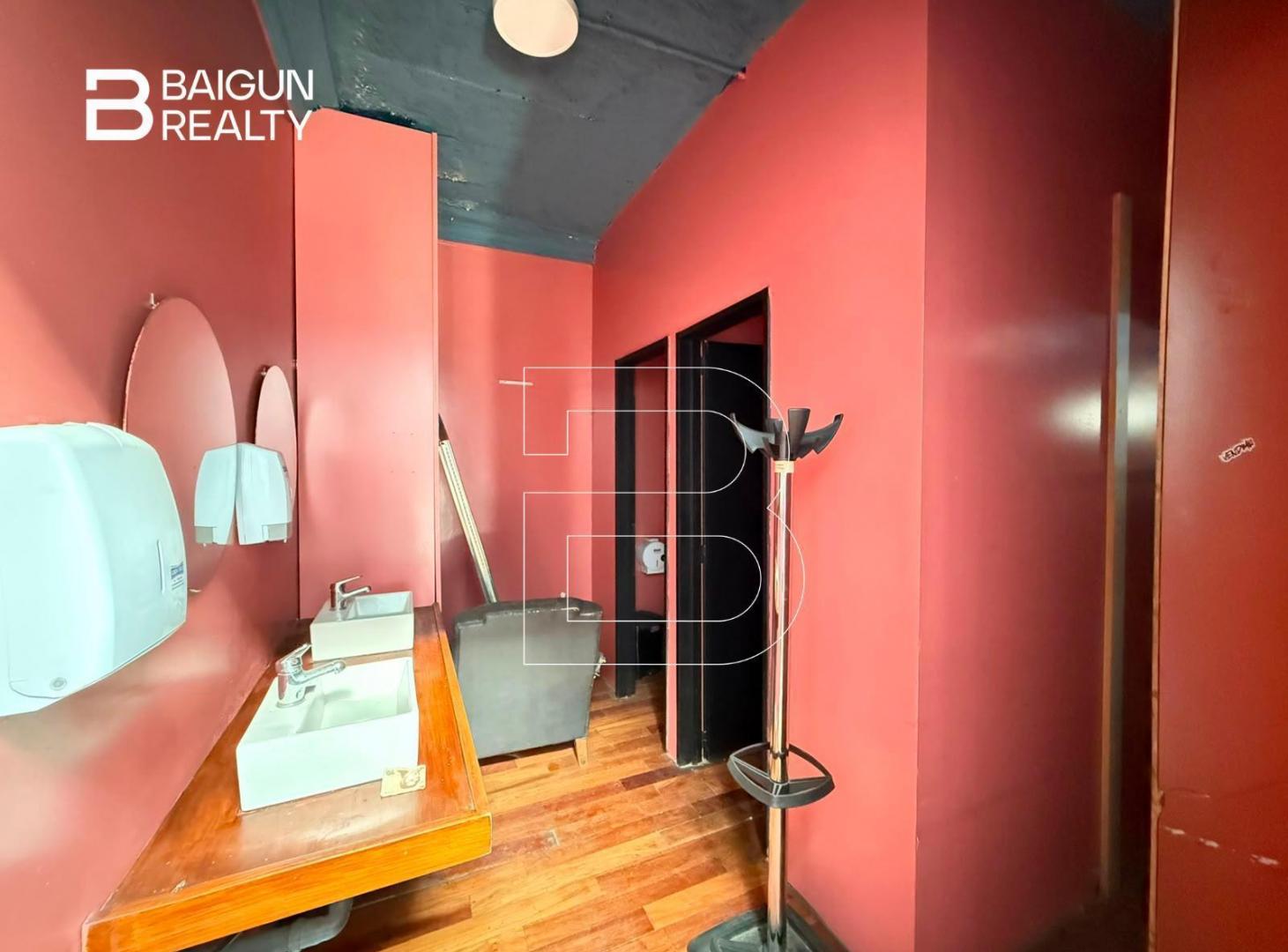 Foto de LOCAL EN VENTA Y/O ALQUILER, ZONA PALERMO HOLLYWOOD, imagen 1