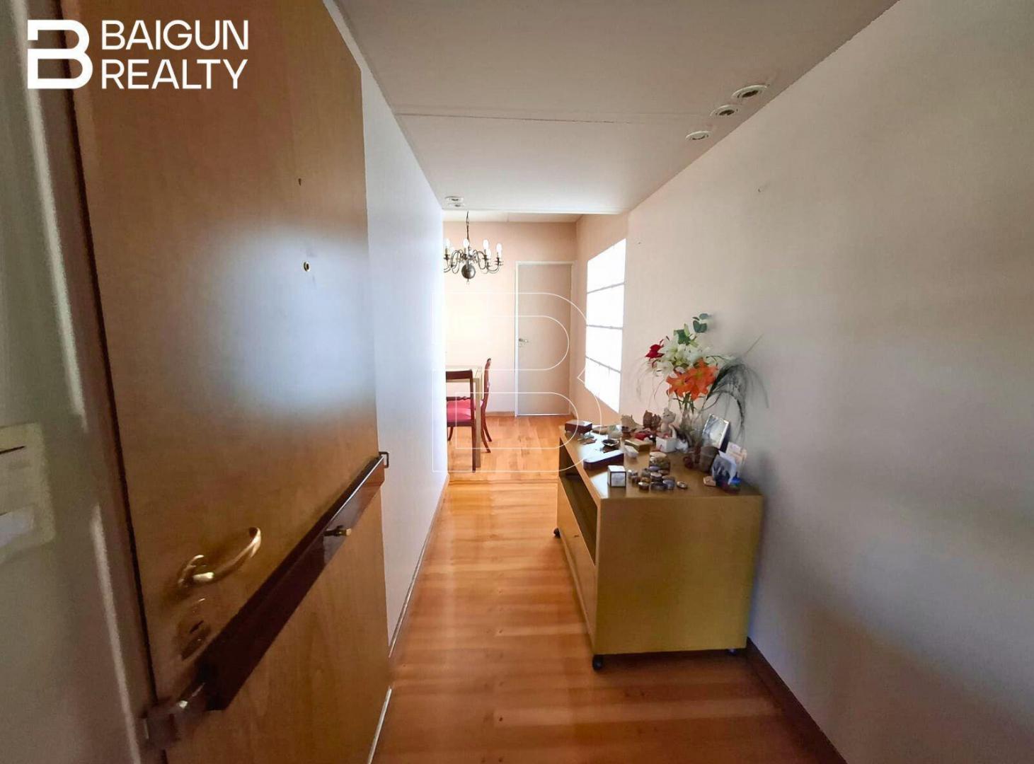 Foto de Venta Departamento de 3 ambientes con cochera y baulera en Belgrano, imagen 3