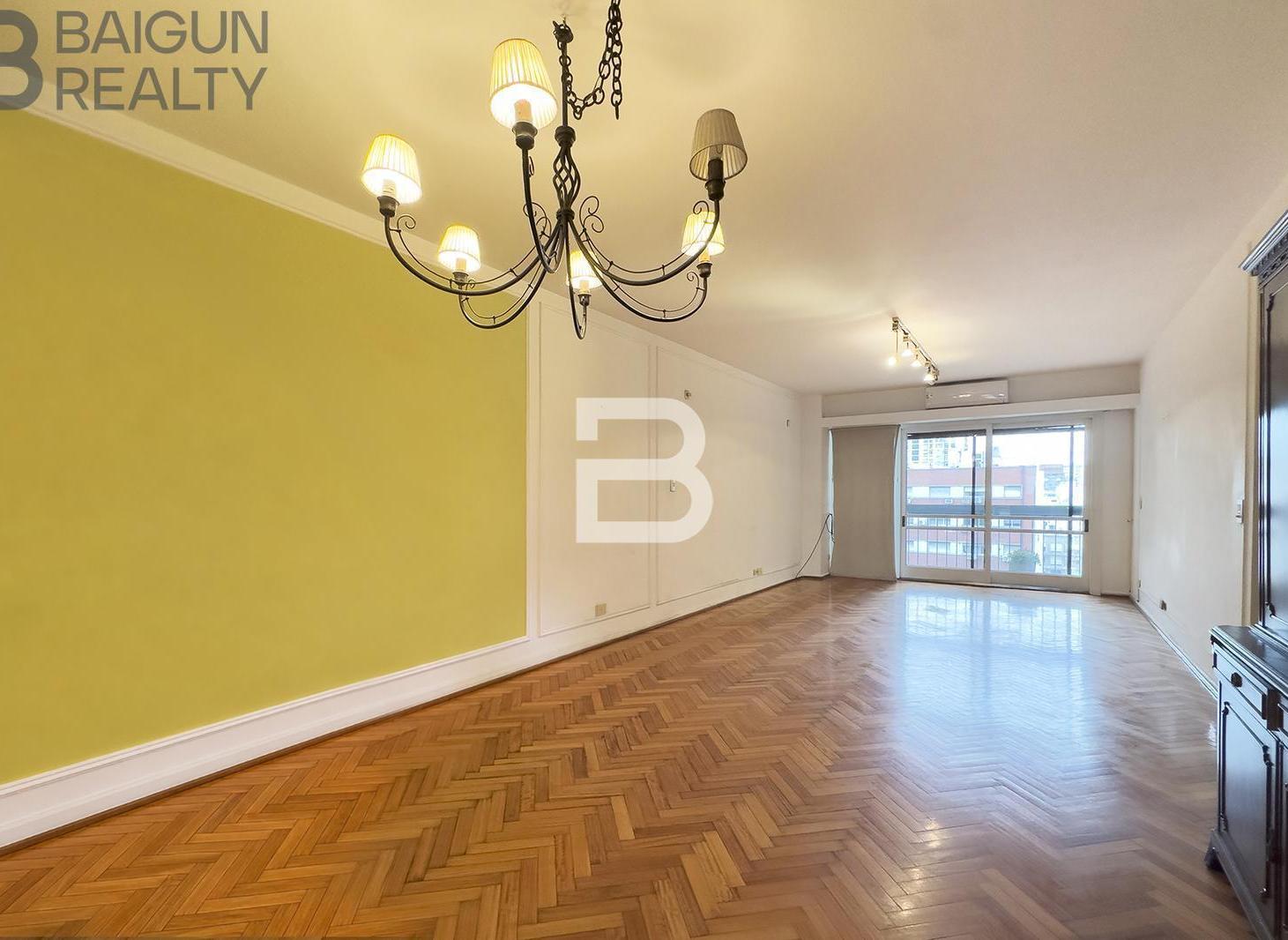 Foto de Venta Departamento de 5 ambientes con dependencia, cochera y baulera en, imagen 1