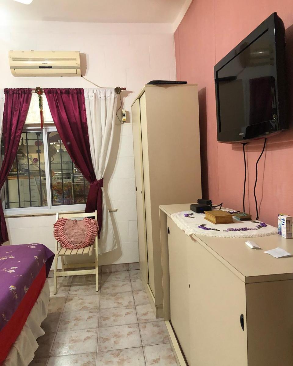CASA EN VENTA - BERAZATEGUI - USD 150000