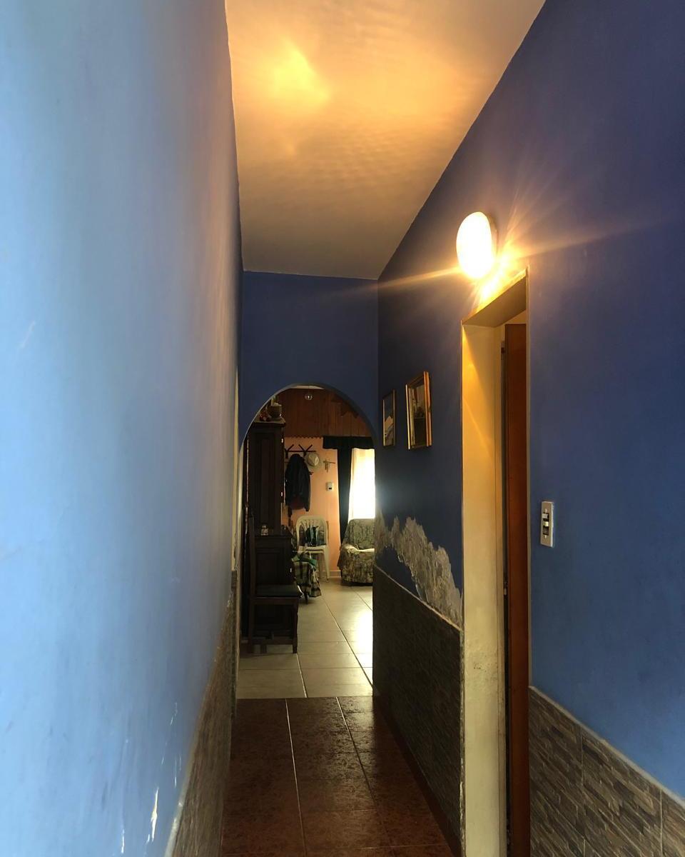 Foto de ¡OPORTUNIDAD!. Casa a 600 metros de la Av.Novak ,Fcio. Varela. APTA, imagen 2