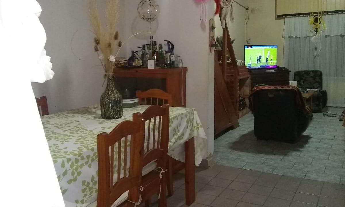 Amplia Casa de 3 Ambientes en Venta en Guillermo Enrique Hudson 5
