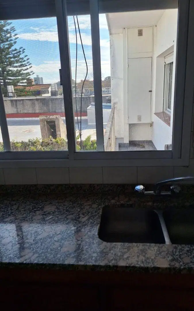 Departamento en Alquiler - Con Cochera - 2