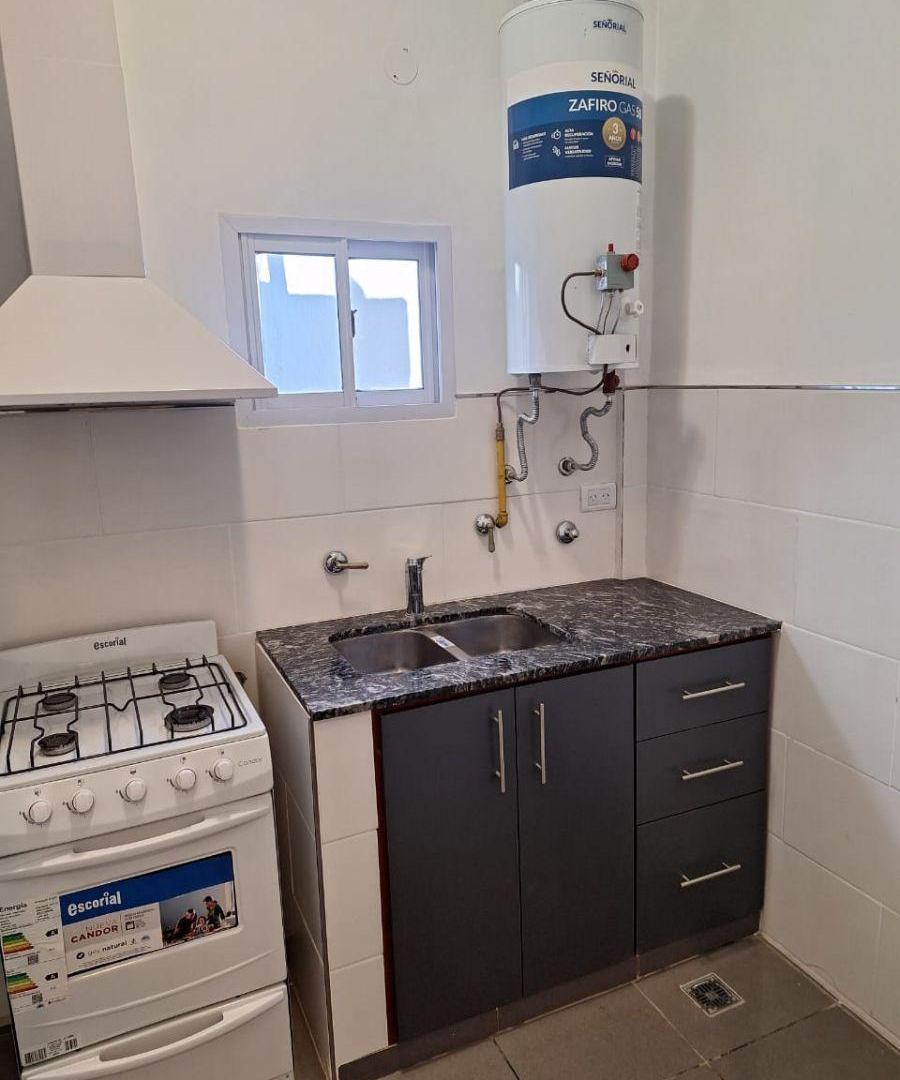 Foto de DEPARTAMENTO EN ALQUILER - CALLE CABELLO 7 FLORENCIO VARELA, imagen 4