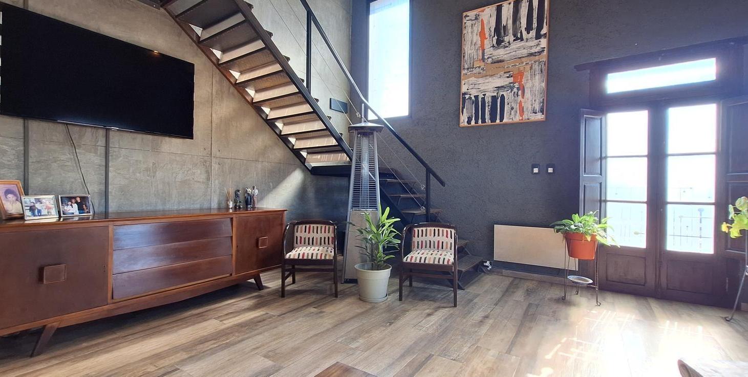 CASA DE 3 DORMITORIOS EN VENTA BARRIO LA PAMPEANA