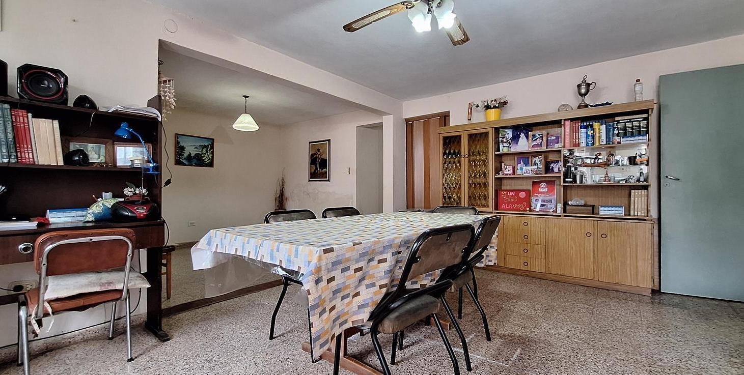 Foto de CASA EN VENTA 4 DORMITORIOS COSQUIN, imagen 5