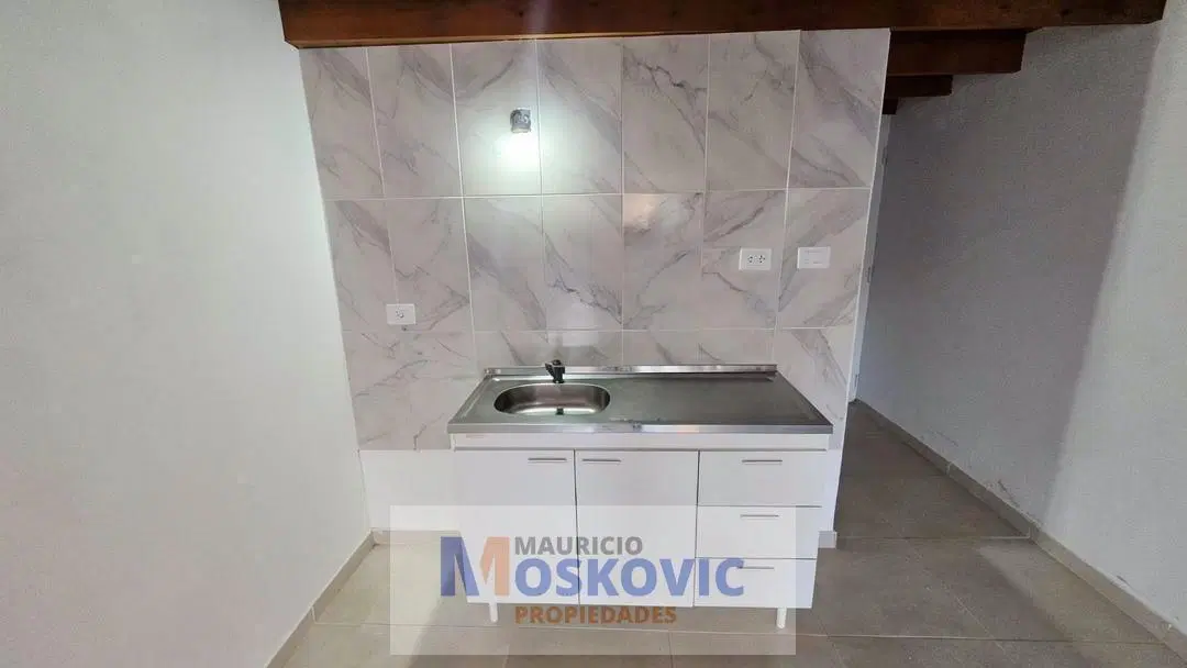 Loft en alquiler - Moreno 2