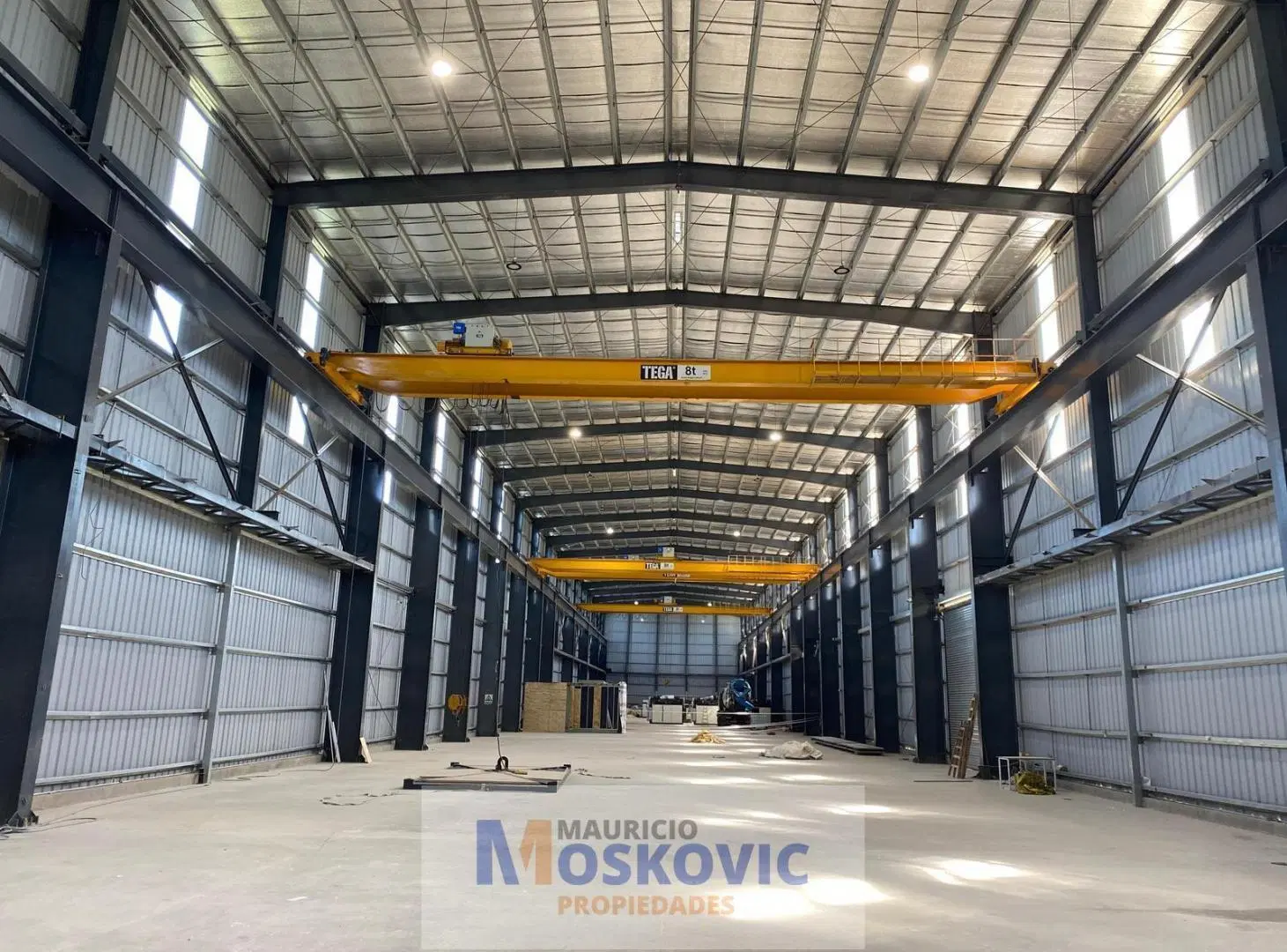 Nave Industrial de 5.450 m2 en venta 2