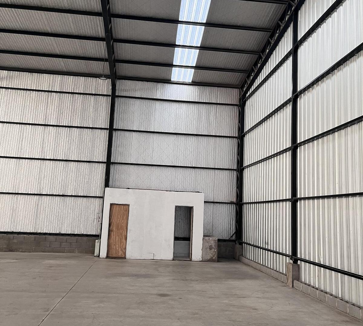Foto de Depósito 400 m² en Alquiler | Parque Industrial PIM 2 Moreno, imagen 5