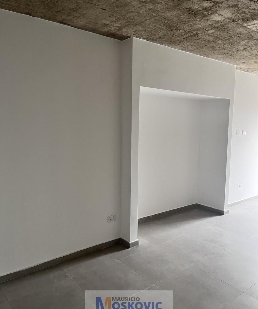 Foto de Monoambiente en Alquiler 2 Piso al Frente con Aire Acondicionado Moreno, imagen 2