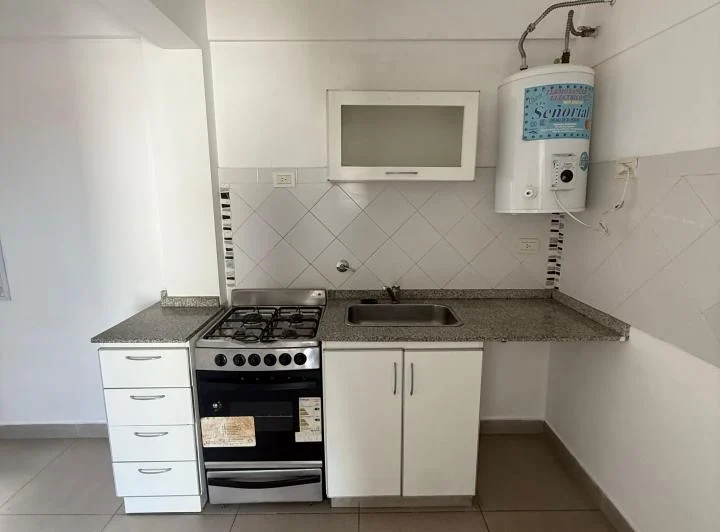 Excelente departamento en Villa Bosch 3
