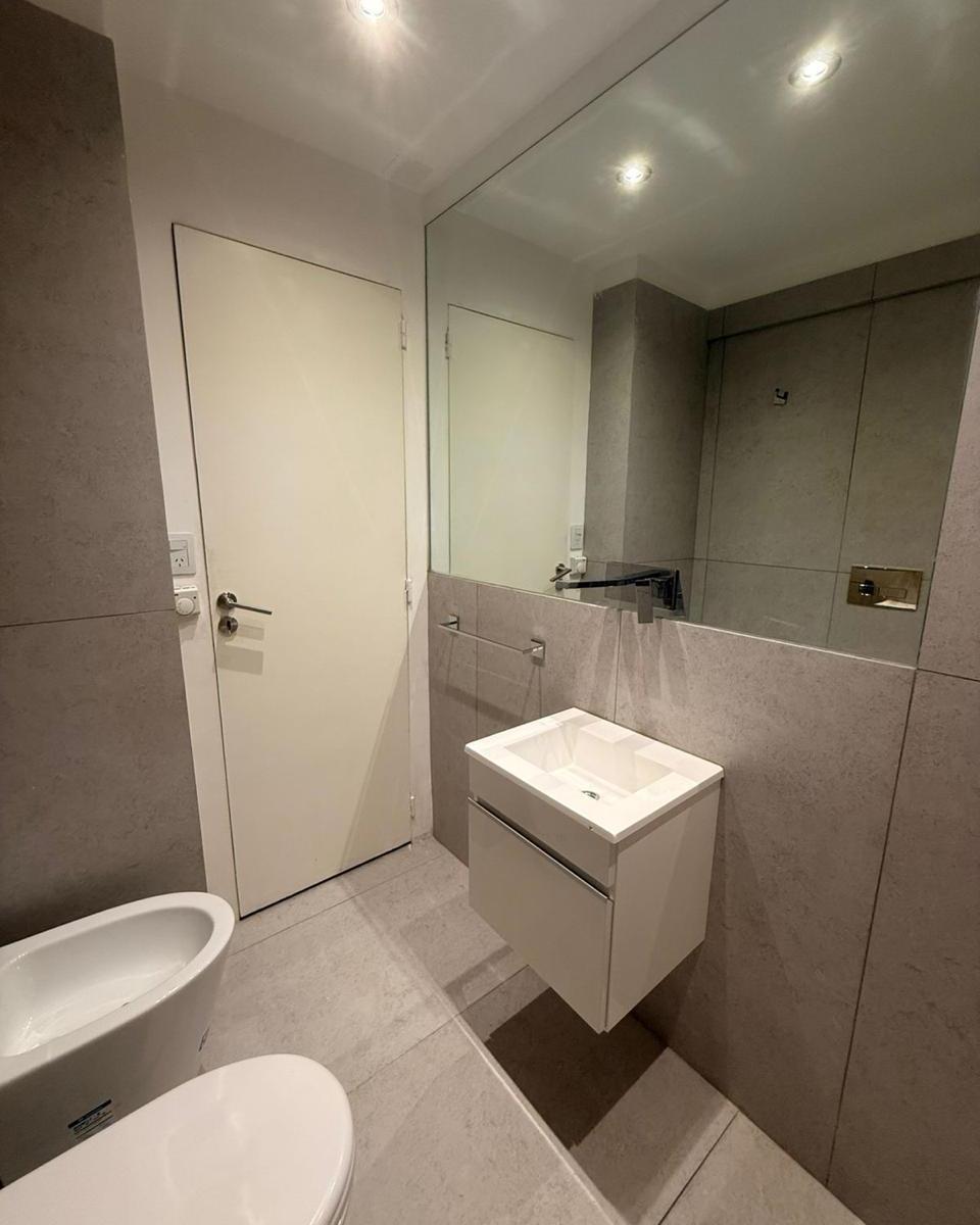 Venta 6 Ambientes Piso Alto Luminso Recoleta Reciclado 1
